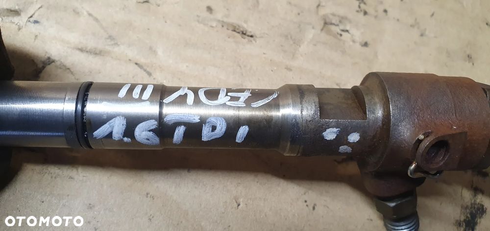 Wtrysk wtryskiwacz wtryskiwacze wtryski paliwa VW Caddy III Lift 1.6 TDI 03L130277B - 12