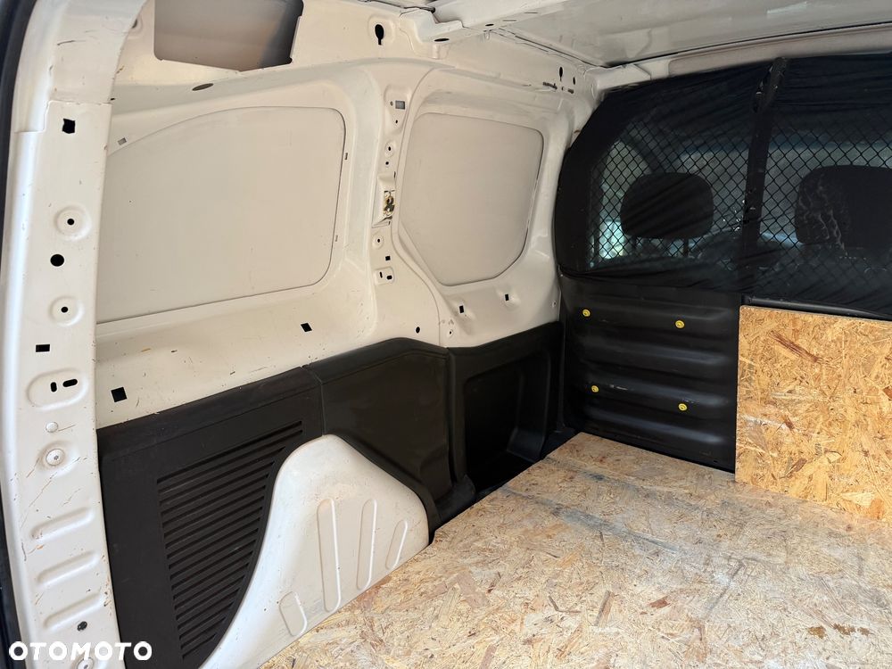 Peugeot Partner - 14