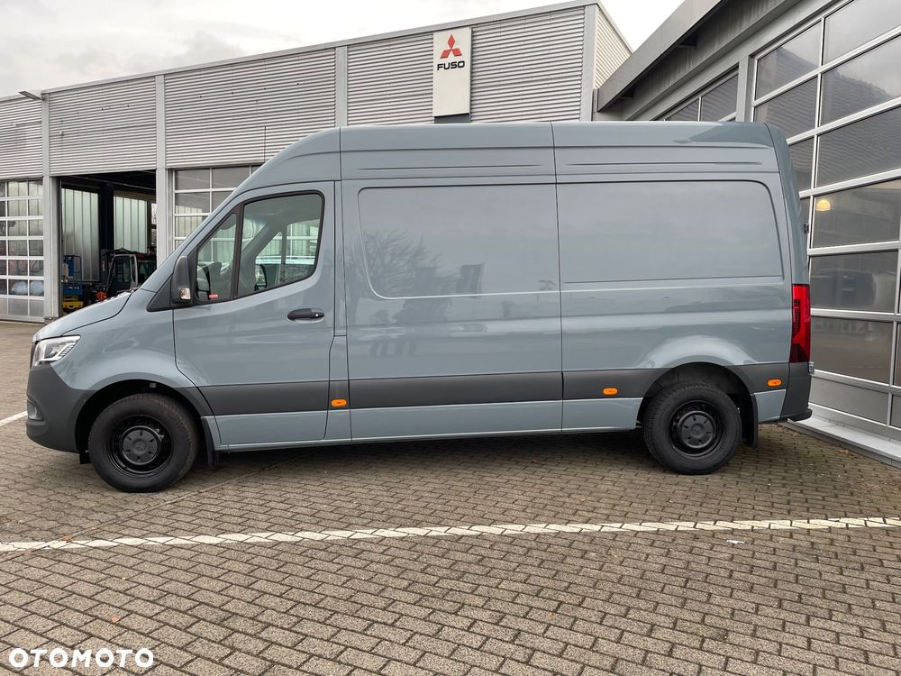 Mercedes-Benz Sprinter - 29