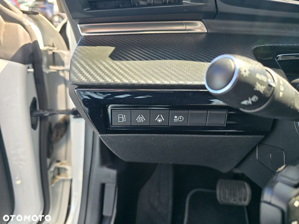 Peugeot 508 225 e-EAT8 Allure - 11