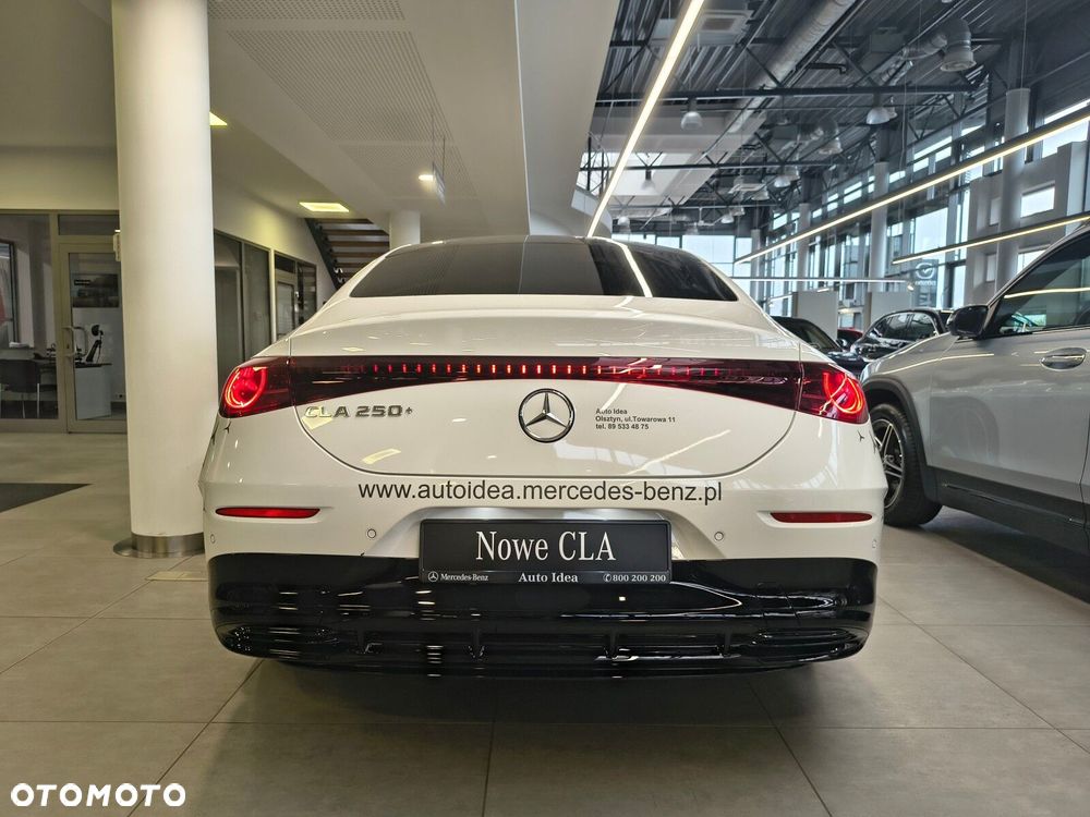 Mercedes-Benz CLA - 9