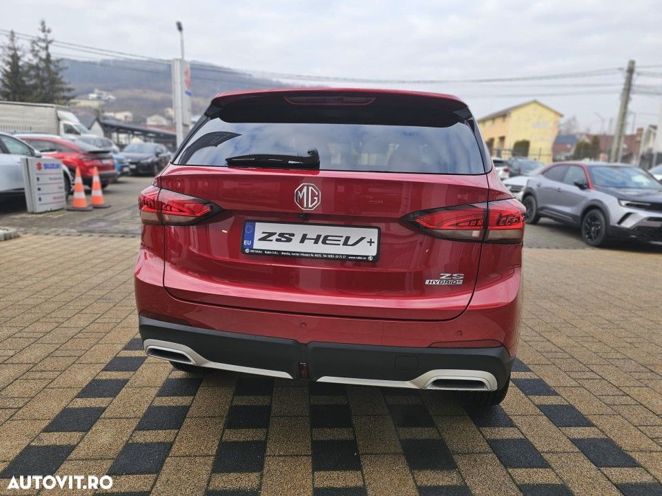 MG ZS HEV Hybrid+ Luxury - 6
