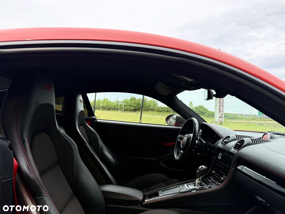 Porsche 718 Cayman GPF Style Edition PDK - 9