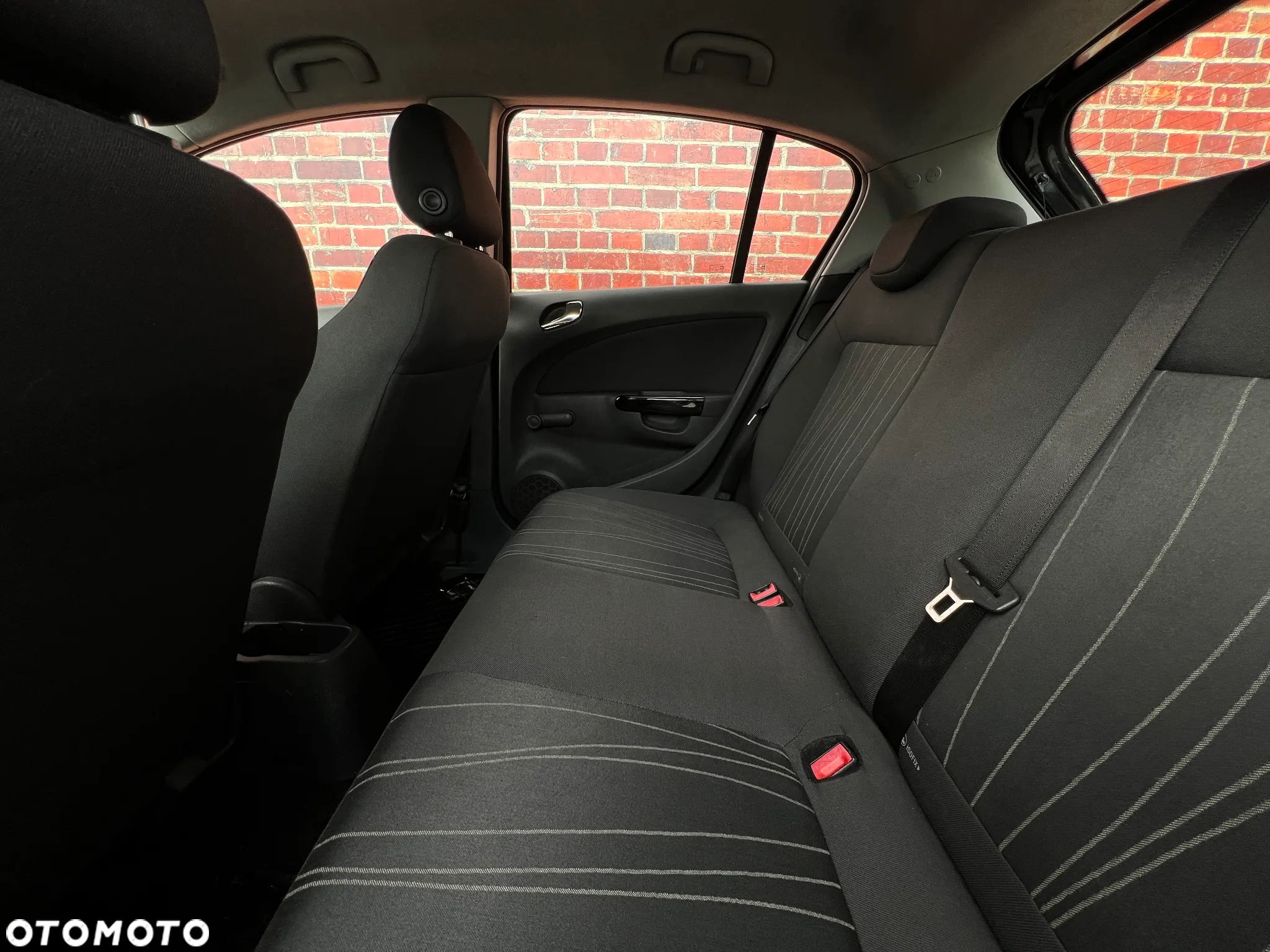 Opel Corsa - 16