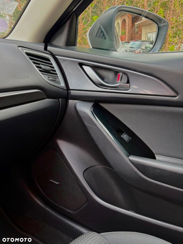 Mazda 3 SKYACTIV-G 120 Sports-Line - 29