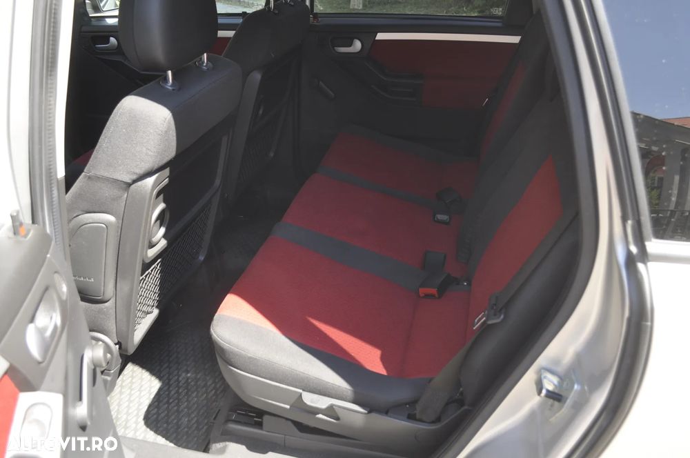 Opel Meriva - 10