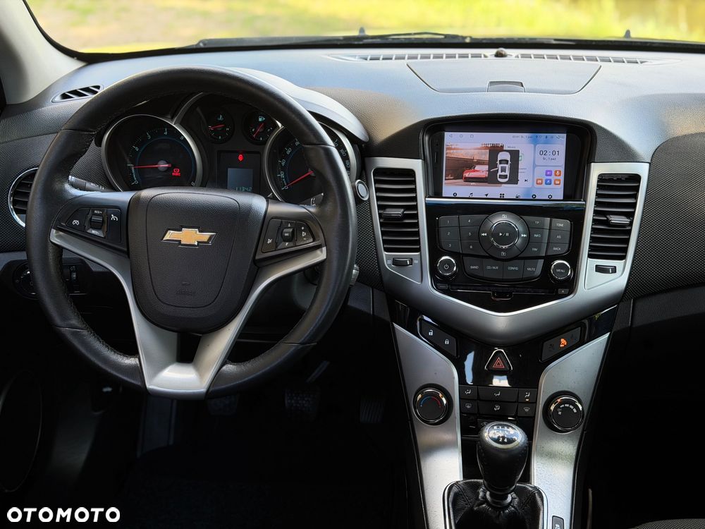 Chevrolet Cruze 1.8 LT+ - 13