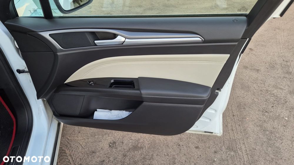Ford Mondeo 2.0 TDCi Bi-Turbo Titanium PowerShift - 6