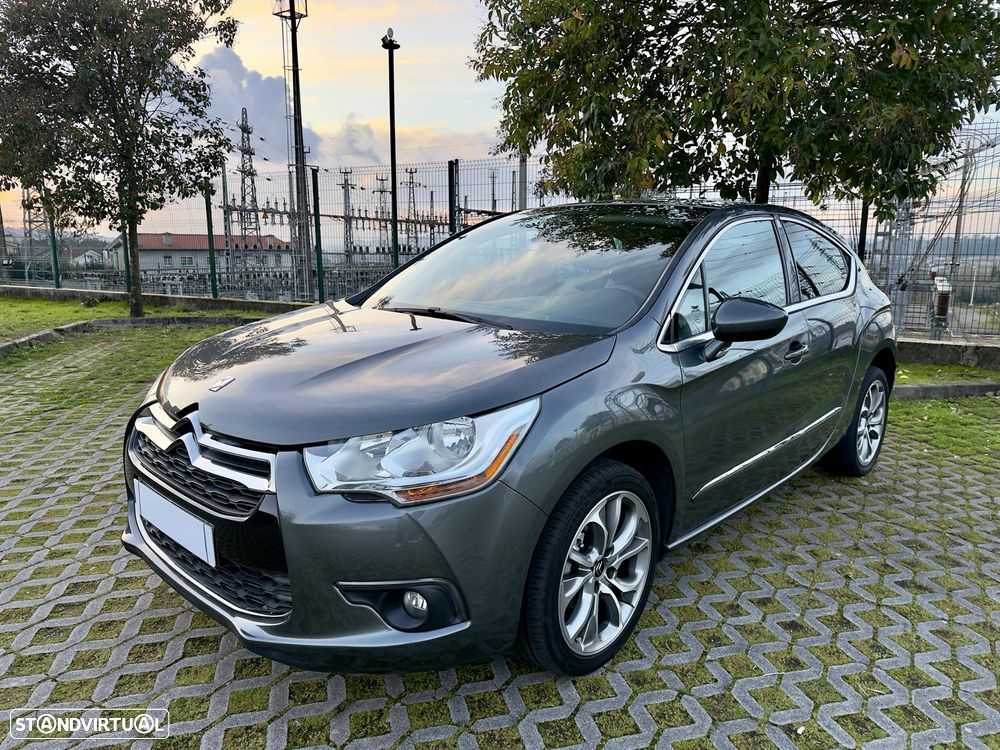 Citroën DS4 1.6 BlueHDi So Chic J18 - 1