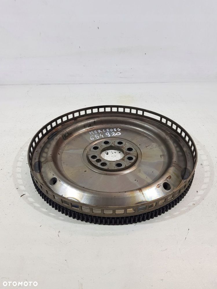 KOŁO ZAMACHOWE WIENIEC MERCEDES SPRINTER GLA GLB 2.0 CDI 654920 - 2