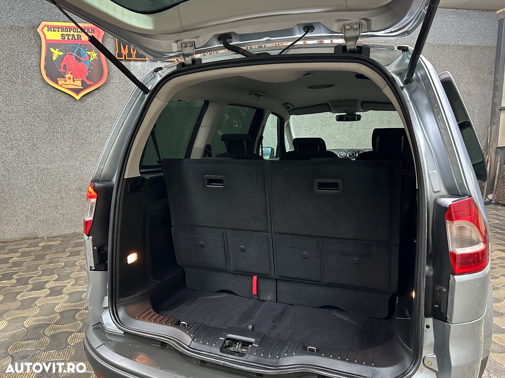 Ford Galaxy 2.0 TDCi DPF Trend - 8