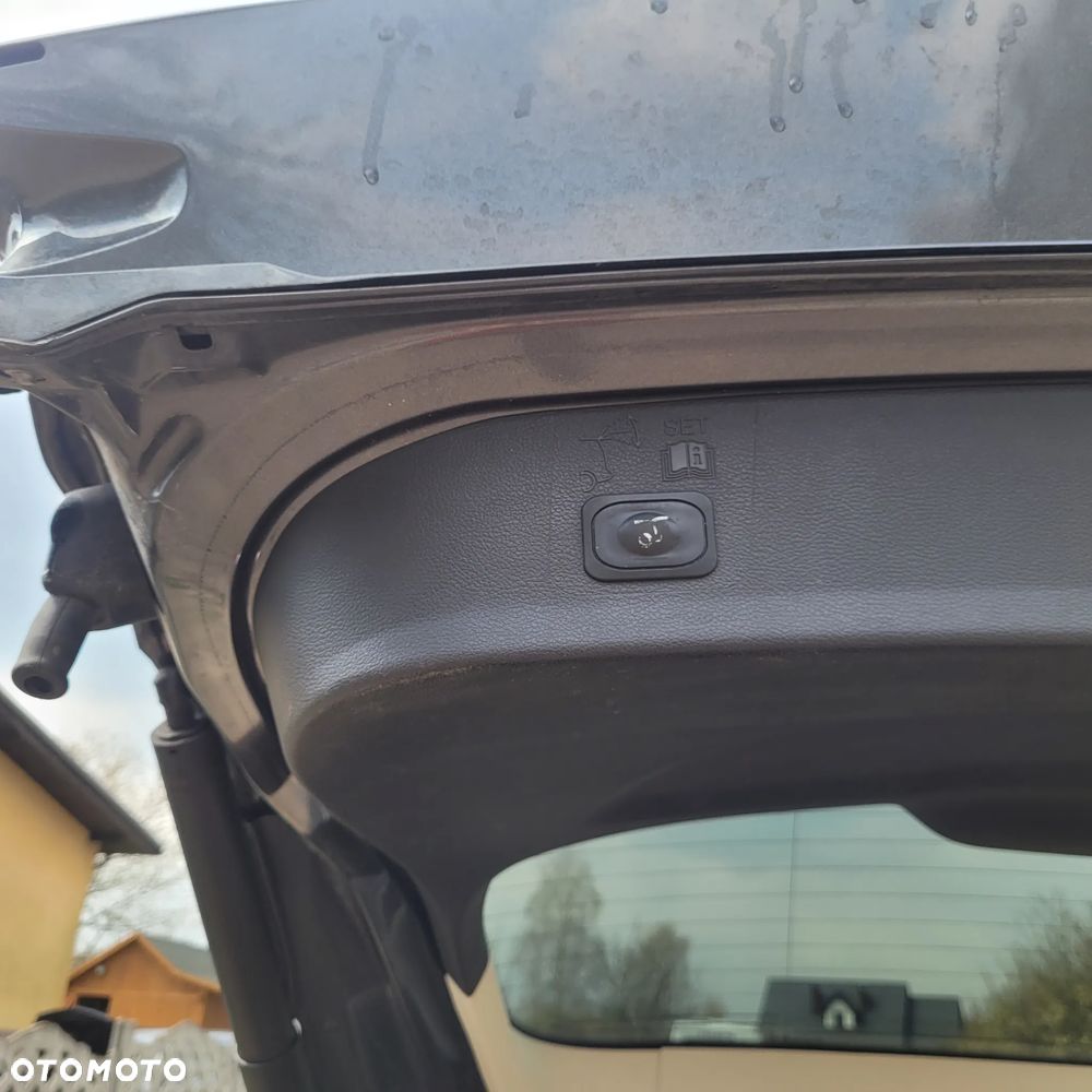 Ford Kuga 1.5 EcoBoost 2x4 Vignale - 9