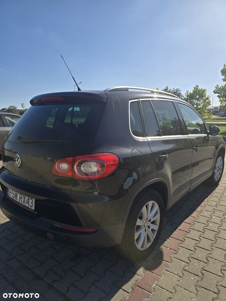 Volkswagen Tiguan - 4