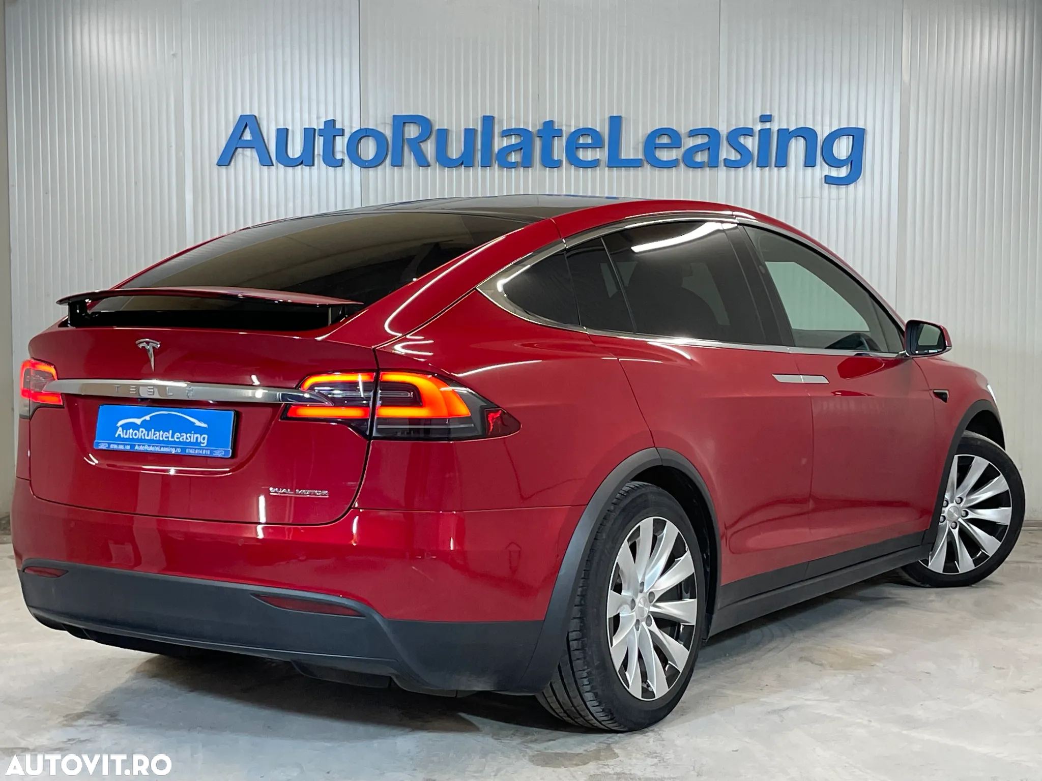 Tesla Model X Performance - 4