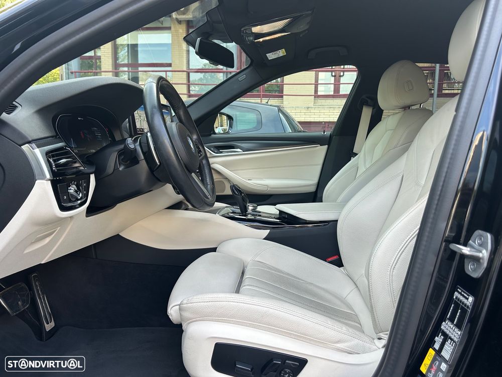 BMW 530 e Pack Desportivo M - 7