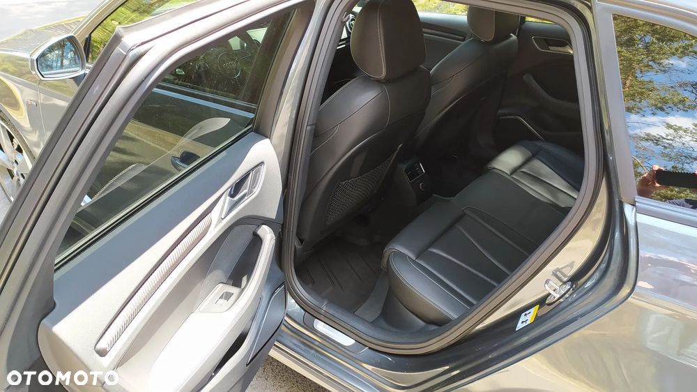 Audi A3 Sportback 2.0 TDI S tronic S line Sportpaket - 23