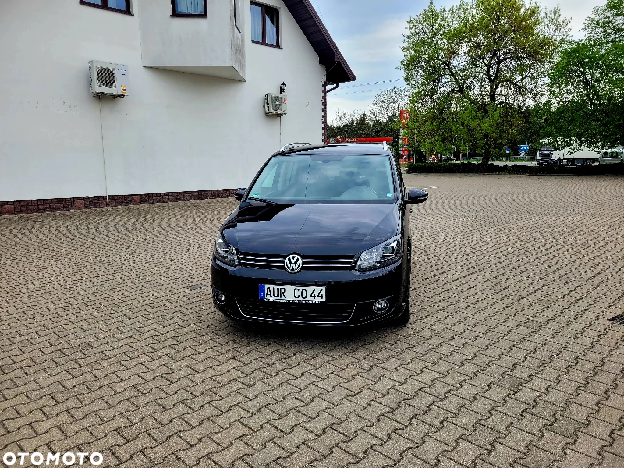 Volkswagen Touran 1.6 TDI DPF BlueMotion Technology DSG Comfortline - 3