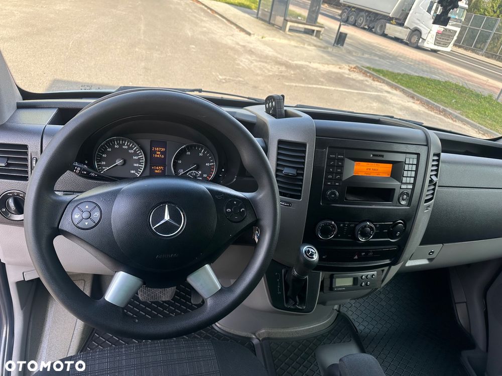 Mercedes-Benz Sprinter - 18