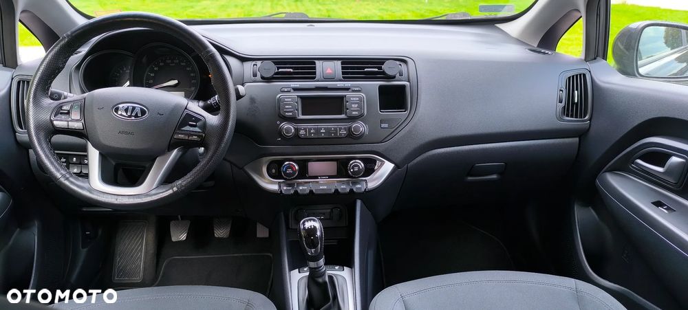 Kia Rio 2013 photo 5