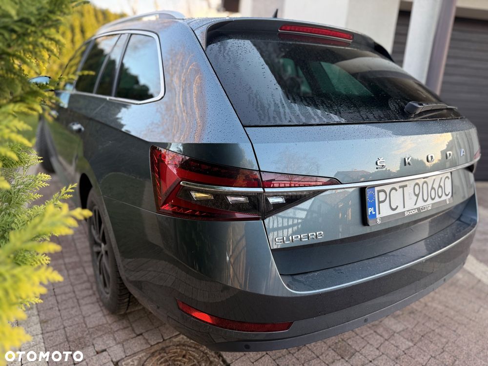Skoda Superb 2.0 TDI DSG Premium Edition - 18
