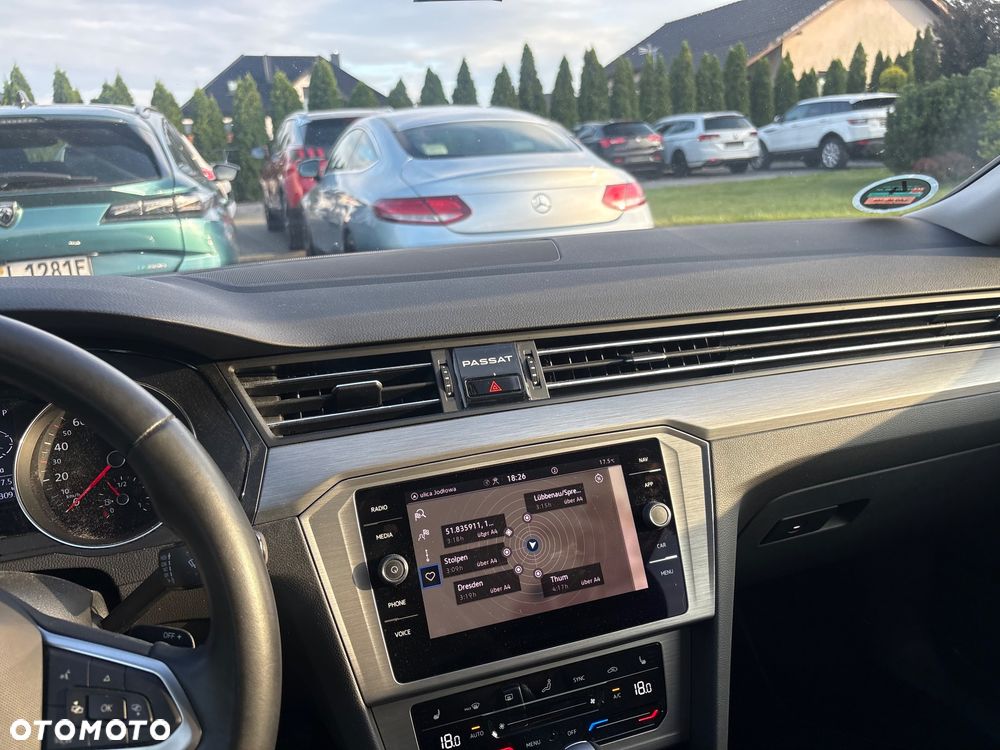 Volkswagen Passat 1.5 TSI OPF DSG Conceptline - 13