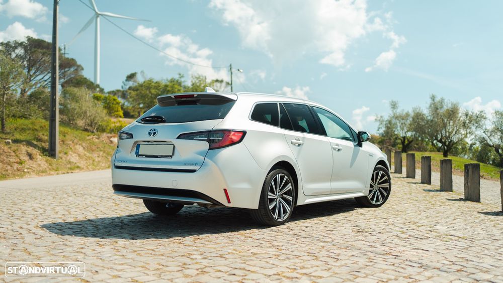 Toyota Corolla Touring Sports 1.8 Hybrid Comfort+P.Sport - 5