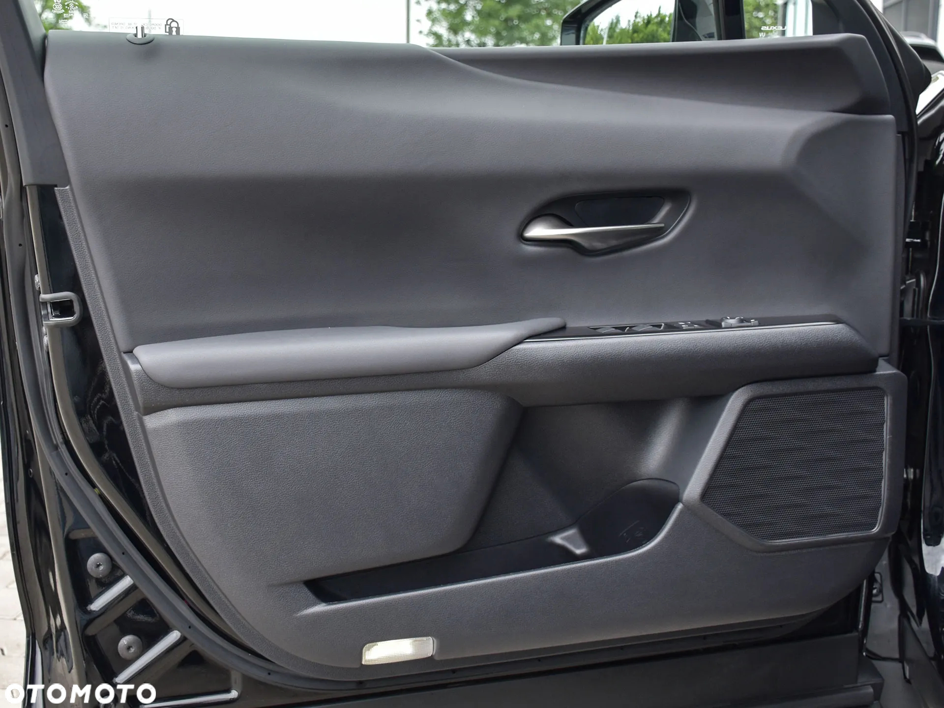Lexus UX 200 GPF Business 2WD - 18