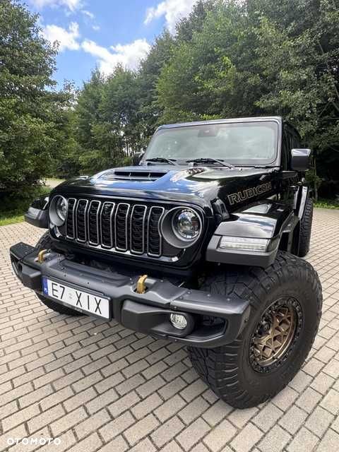 Jeep Wrangler - 1
