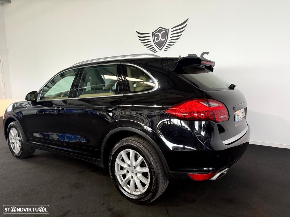 Porsche Cayenne Tiptronic - 11