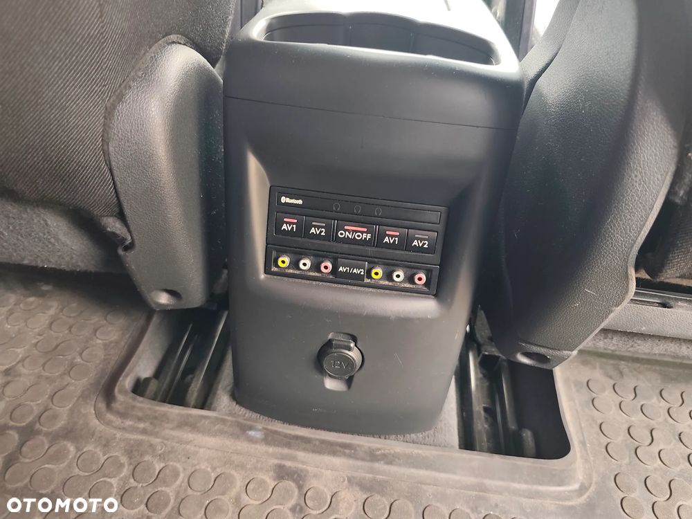 Peugeot 5008 - 26