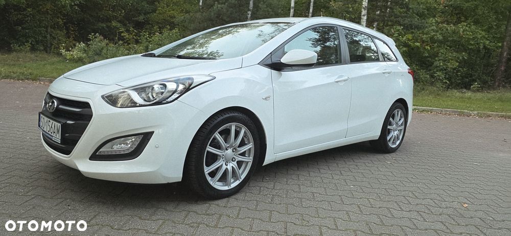 Hyundai i30 1.6 GDI Classic + - 35