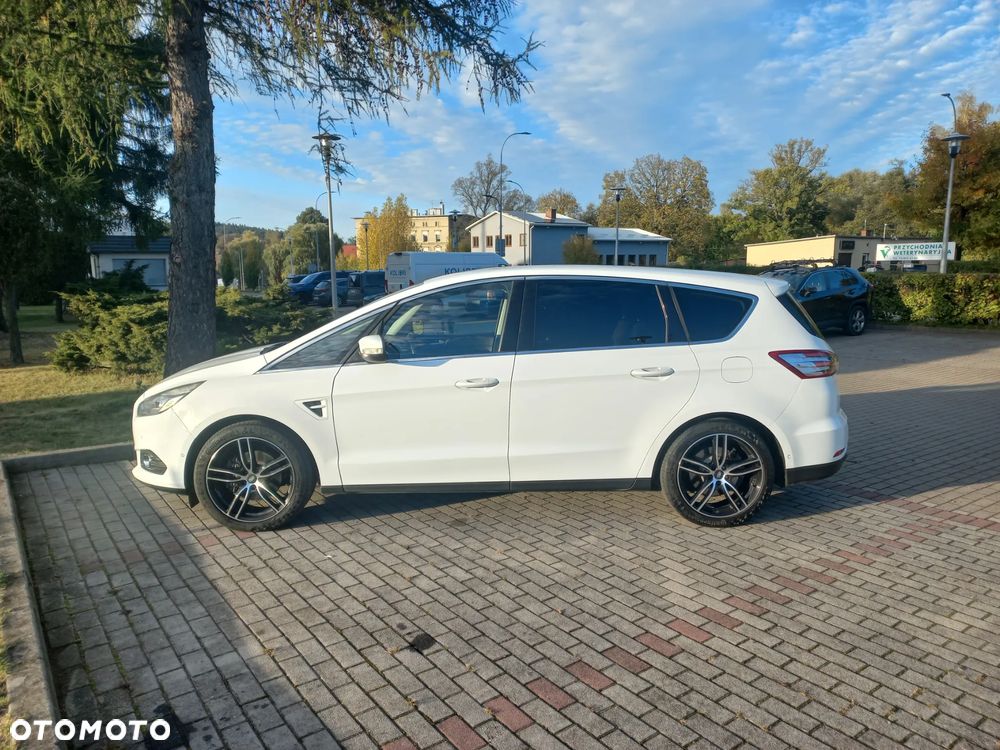 Ford S-Max - 29