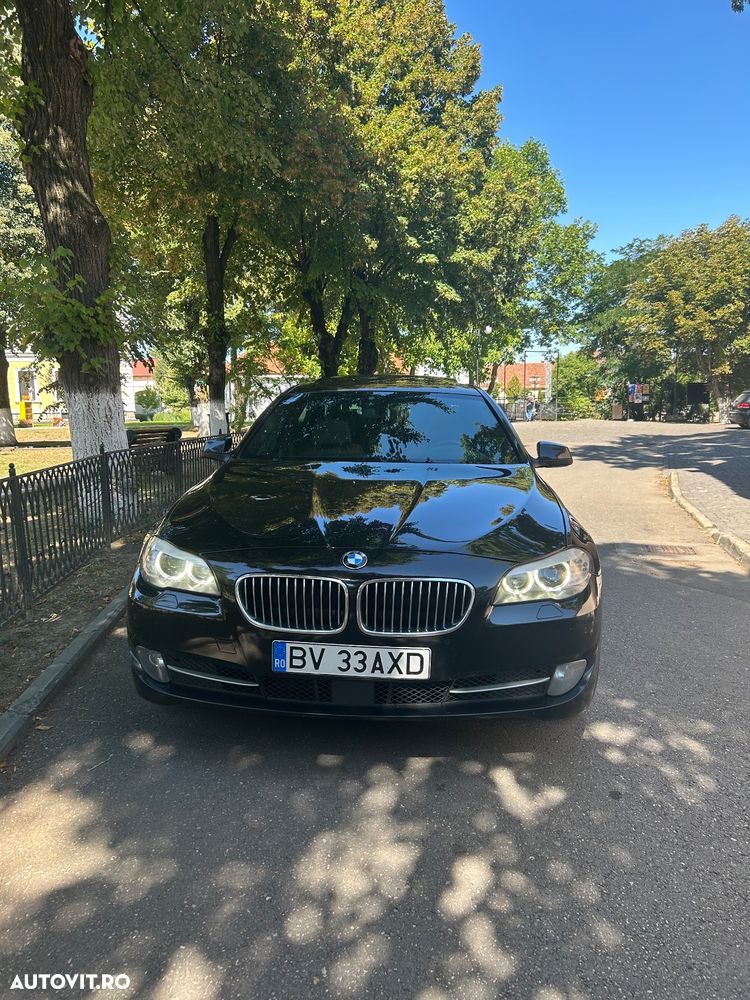 BMW Seria 5 525d xDrive - 1