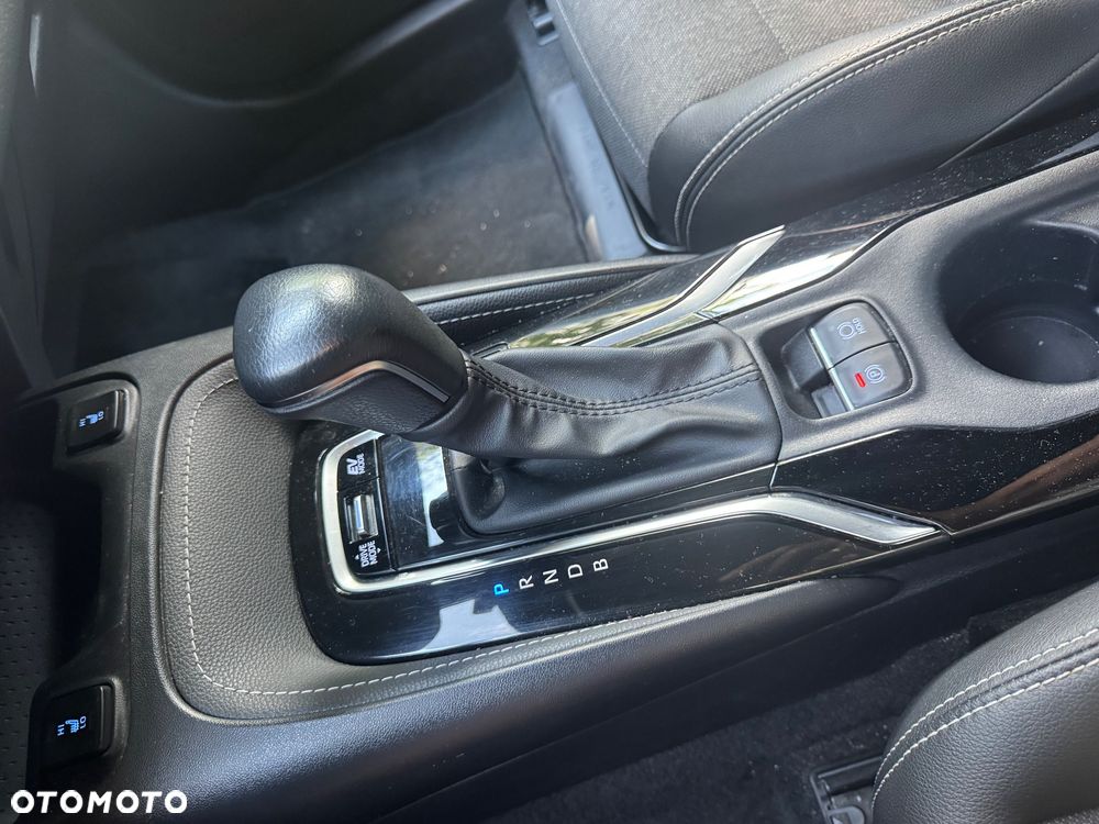 Toyota Corolla 1.8 Hybrid Executive - 23