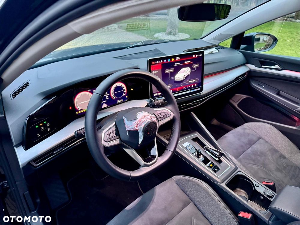 Volkswagen Golf Variant 1.5 eTSI OPF DSG Life - 16