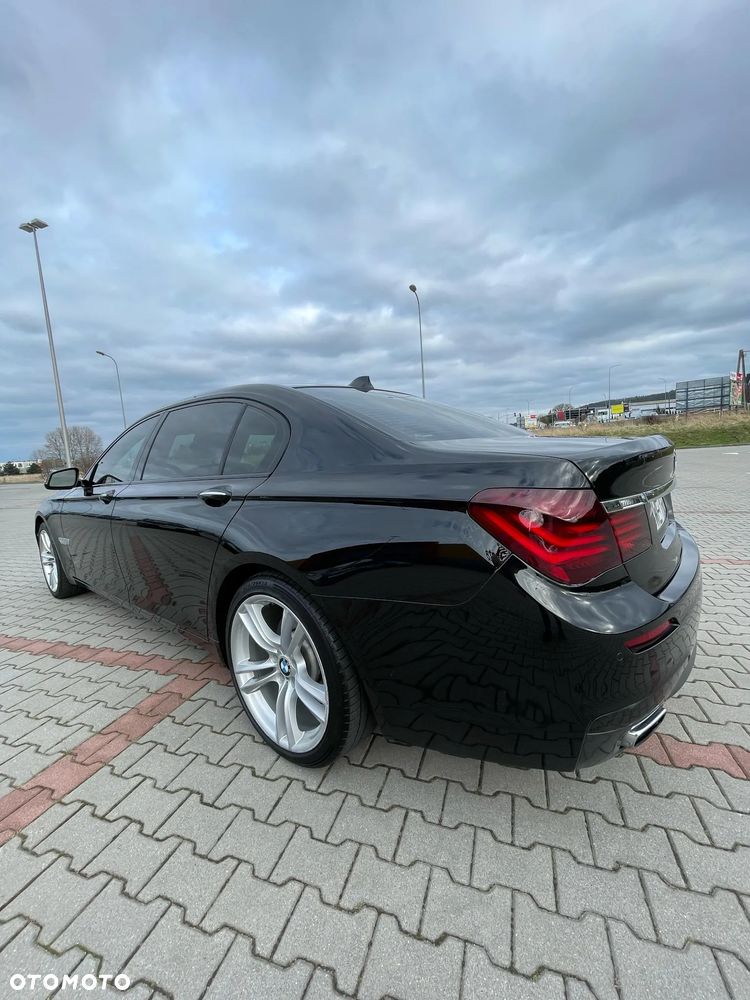 BMW Seria 7 740Li - 9