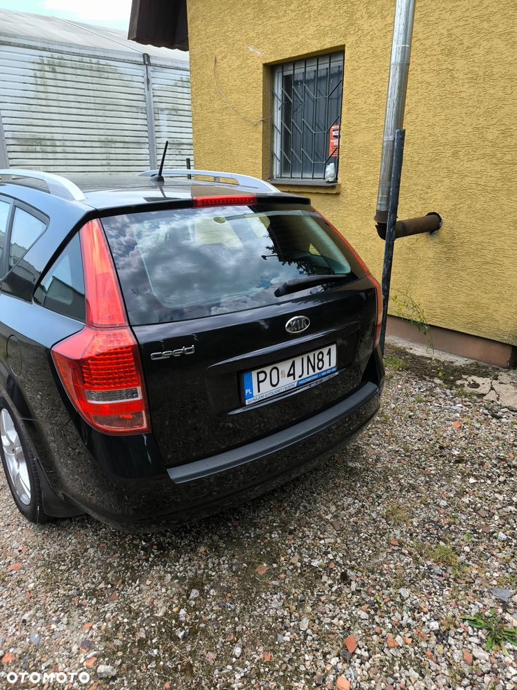 Kia Ceed 1.6 L - 3
