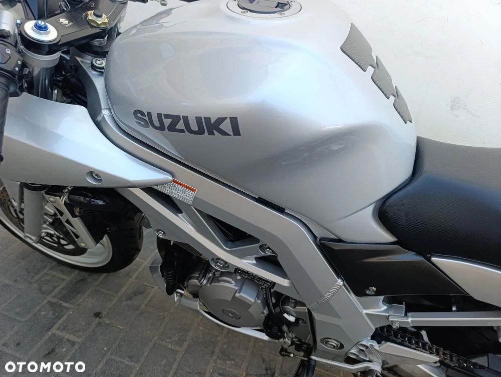 Suzuki SV - 14