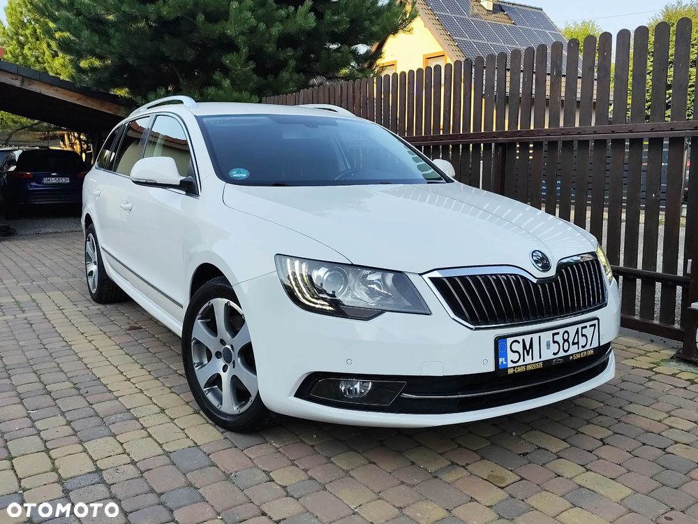 Skoda Superb 2.0 TDI DSG Elegance - 21