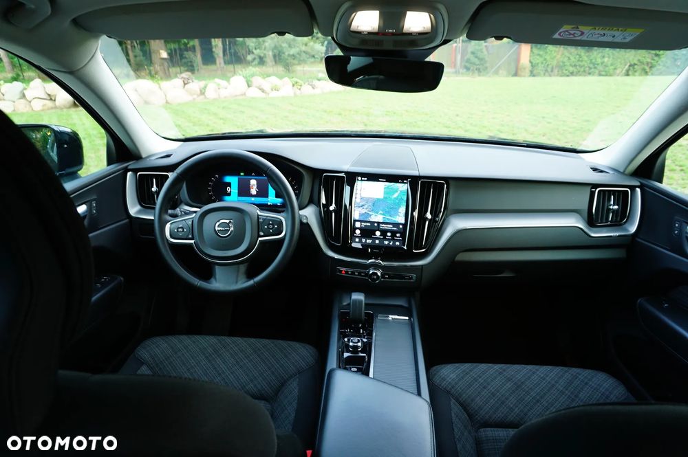 Volvo XC 60 B4 D Core - 26