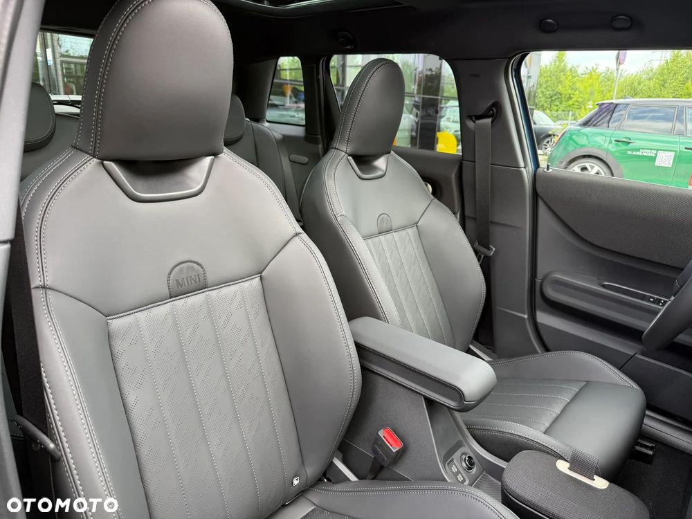 MINI Cooper C Linia Favoured - 17