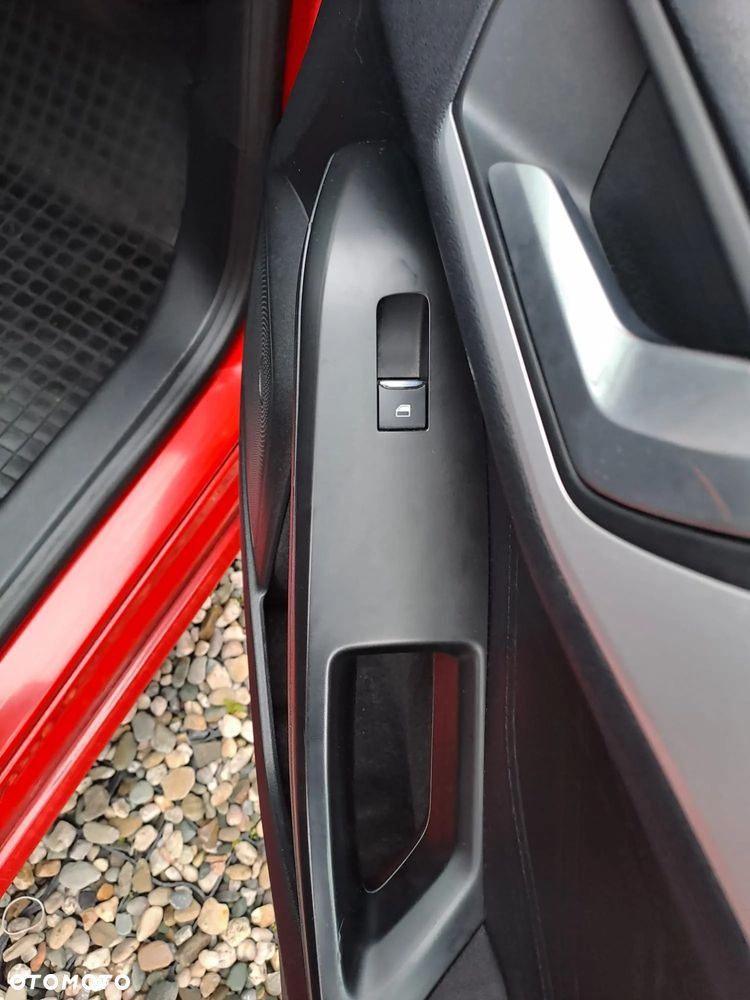 Ford Focus - 23