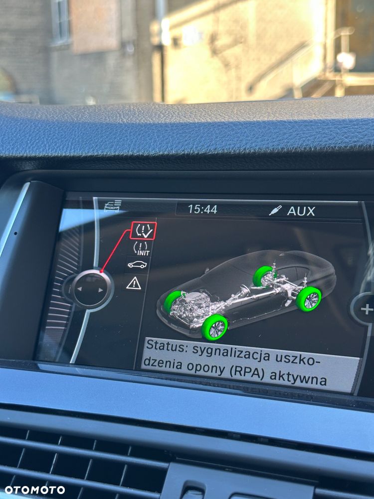 BMW Seria 5 520d Luxury Line - 33