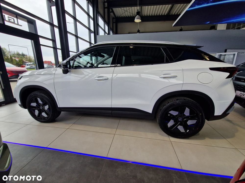 Omoda 5 1.5 T-GDI Hybrid Premium DHT - 16