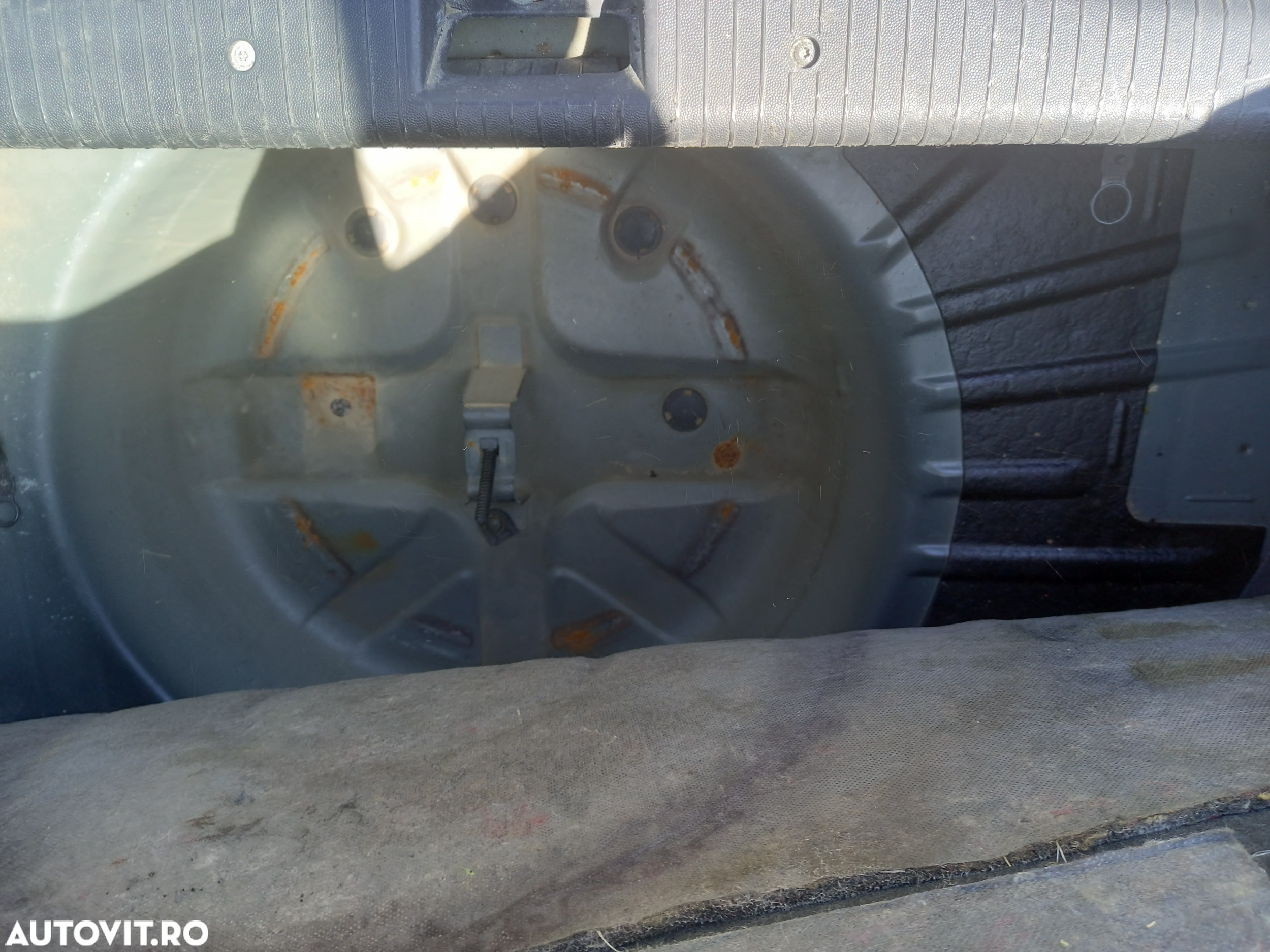 Dezmembrari  Opel CORSA C  2000  > 2009 1.2 Twinport Benzina - 22