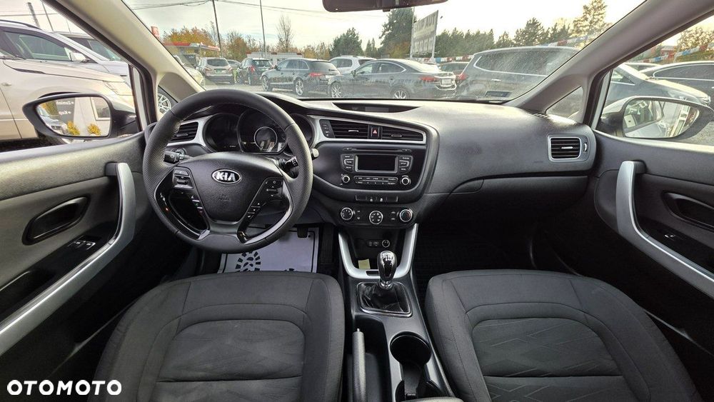 Kia Ceed - 20
