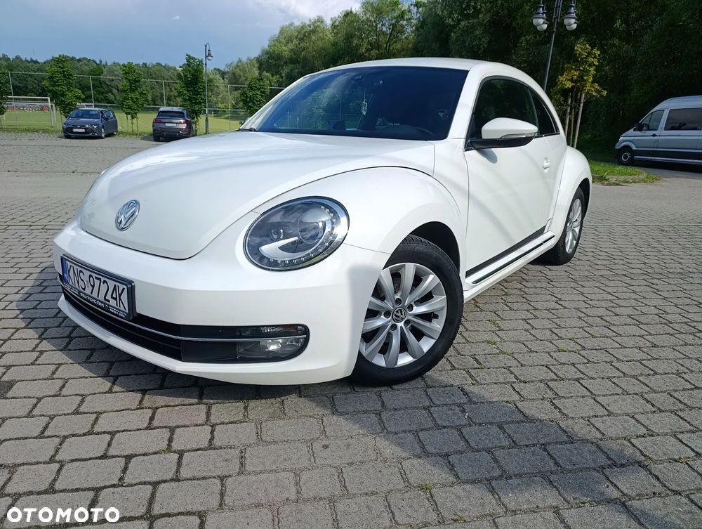Volkswagen Beetle 1.6 TDI DPF DSG Blue Motion Technologie Exclusive Design - 1
