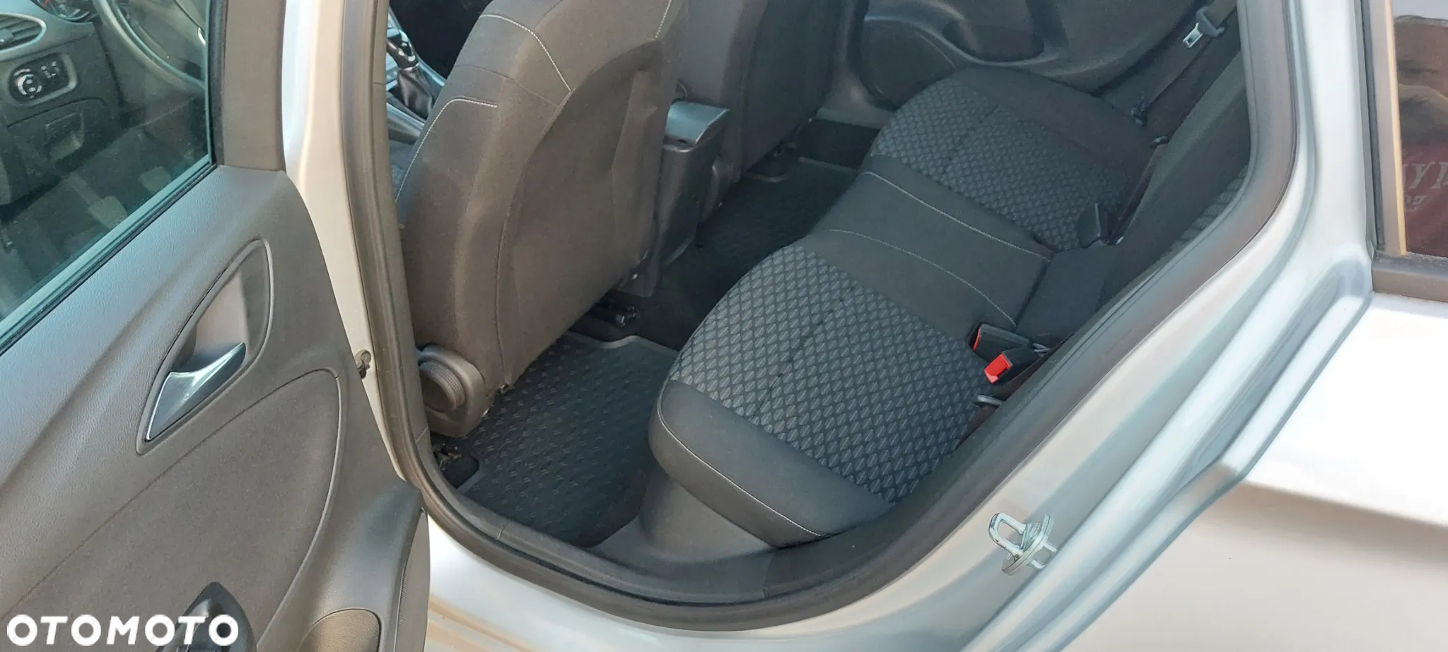 Opel Astra V 1.6 CDTI Enjoy S&S - 8