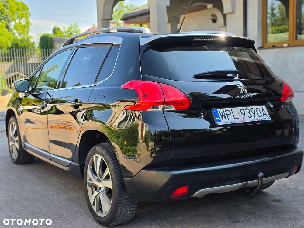 Peugeot 2008 - 8