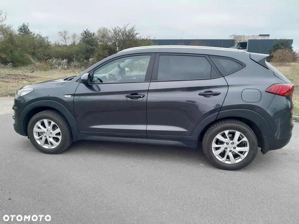 Hyundai Tucson - 2